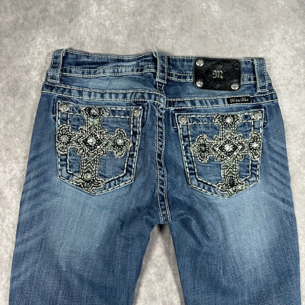 Miss Me Skinny Jeans Womens 28 Medium Wash Camo Embellished Cross Rhinestone Y2K - Picture 2 of 10